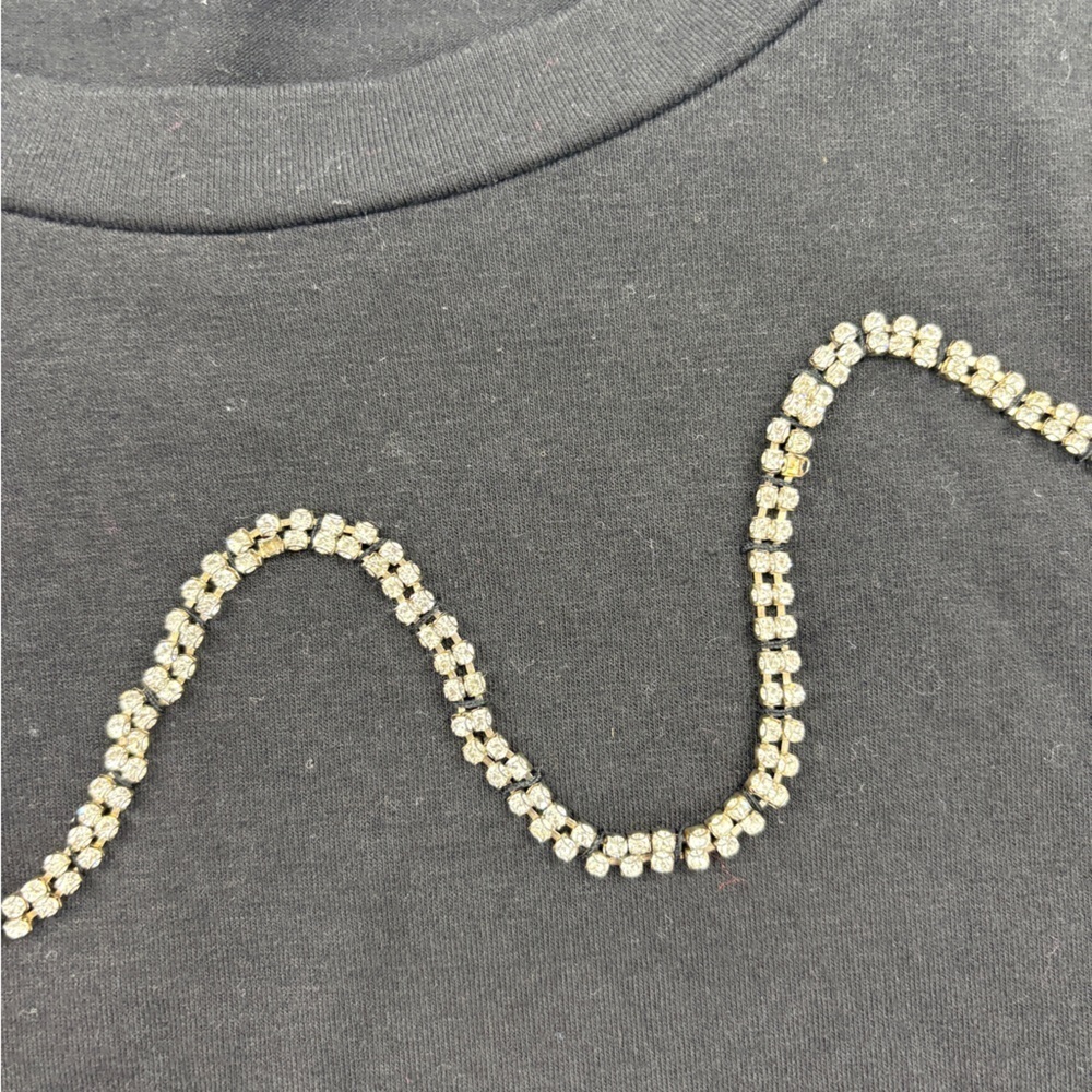 Ortworth Black Rhinestone Embellished T-Shirt Women’s Size Large - Picture 6 of 6